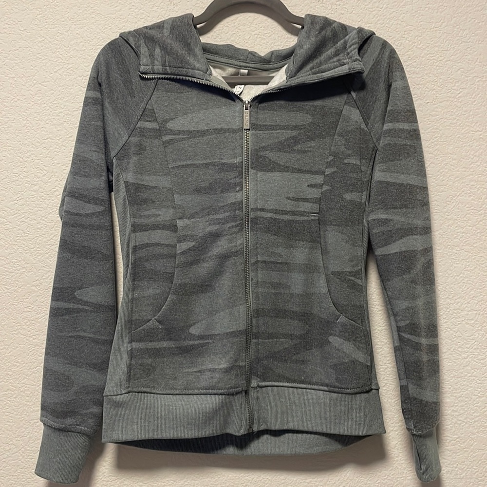 Z Supply Camo Zip Up Jacket